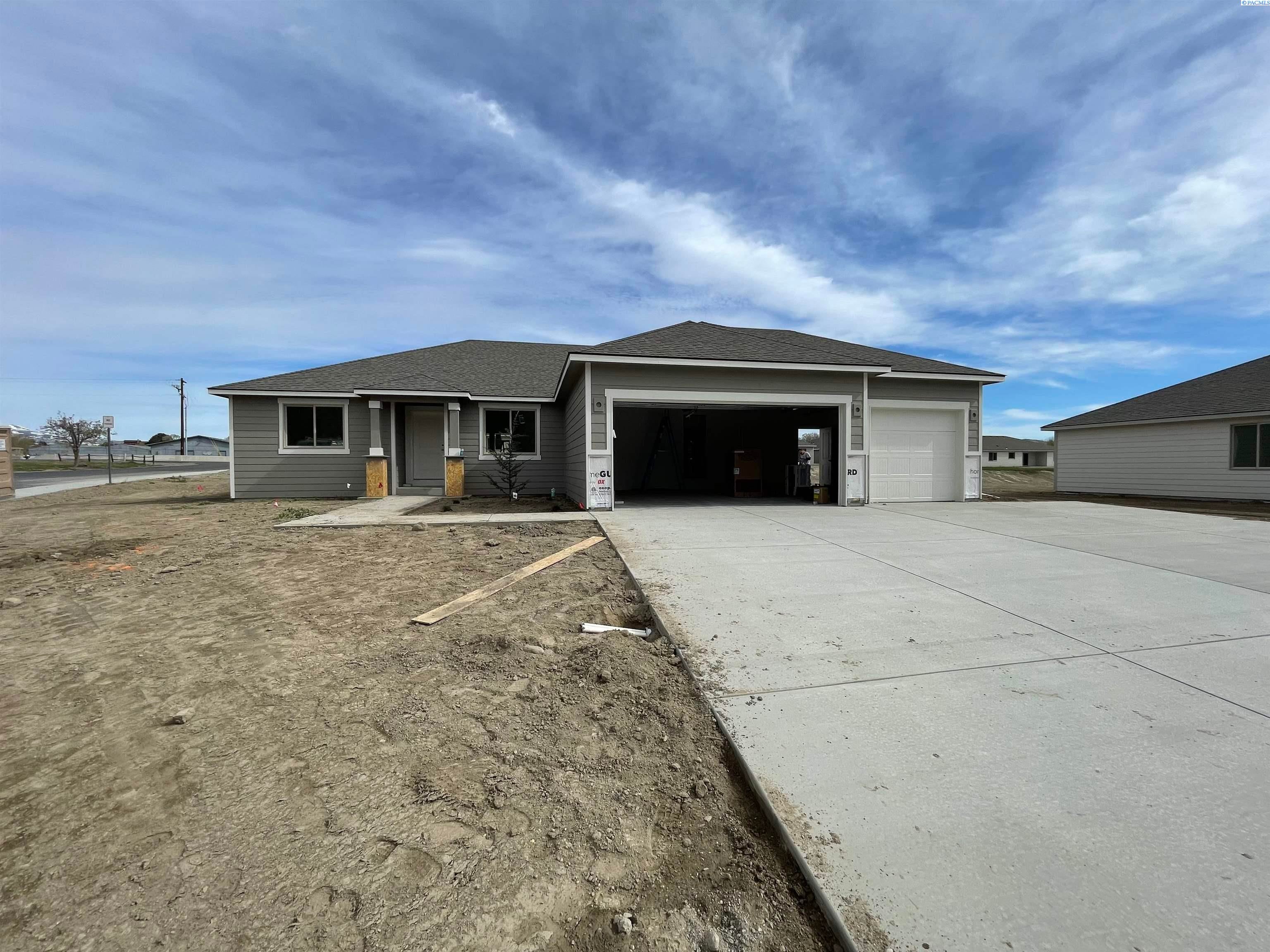 1808 Kendall Road Benton City, WA 99320 - Photo 1 of 10 Gallery Image 1
