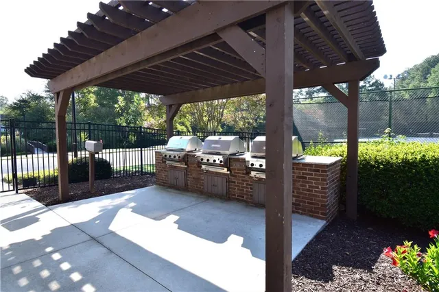 $800,000 | 7700 Wickley Way, Atlanta, GA 30350