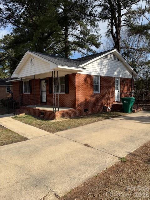 802 Marshall Street Cheraw, SC 29520 - Photo 4 of 13