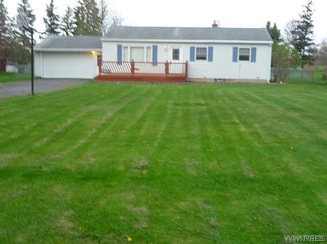 5420 Grauer Road Niagara, NY 14305 - Photo 1 of 1 Exterior Front