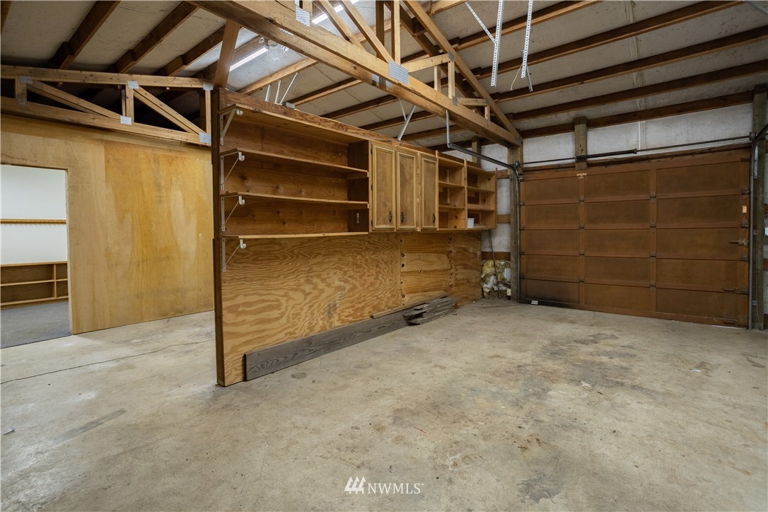 187 Senn Road Chehalis, WA 98532 - Photo 22 of 25 a view of room with walk in closet