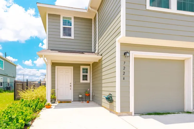 $249,900 | 7224 Dancing Wind Lane, Del Valle, TX 78617