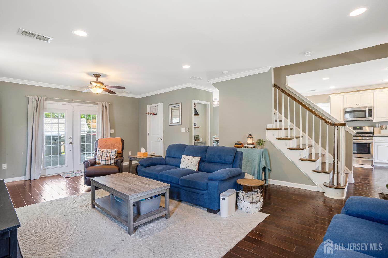 203 Harris Avenue Middlesex, NJ 08846 - Photo 5 of 41