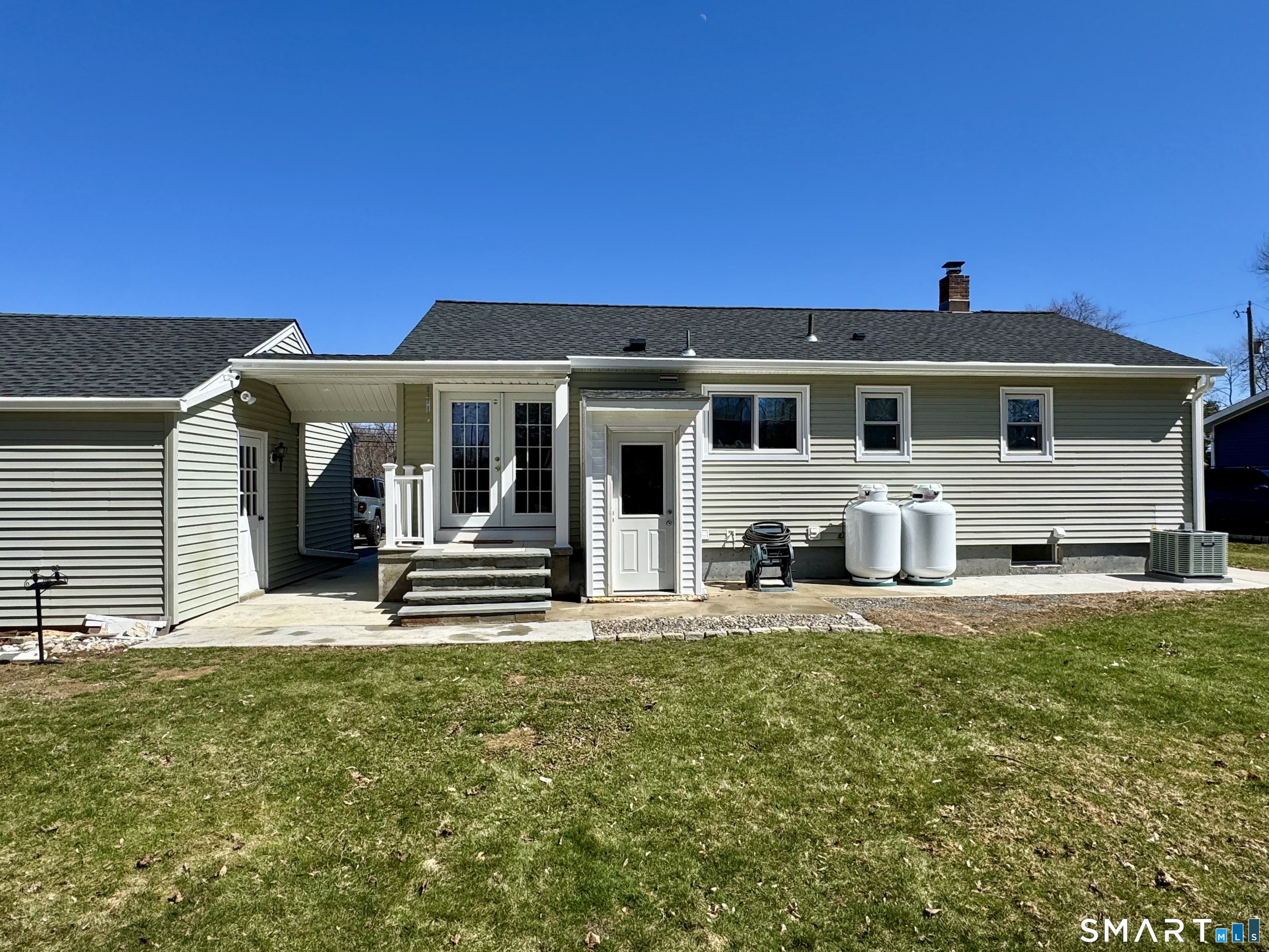 13 Karen Road Danbury, CT 06811 - Photo 22 of 24