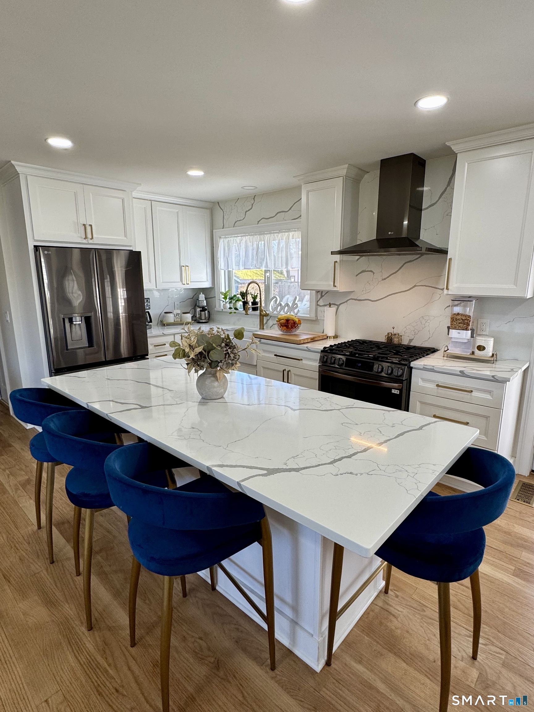 13 Karen Road Danbury, CT 06811 - Photo 6 of 24