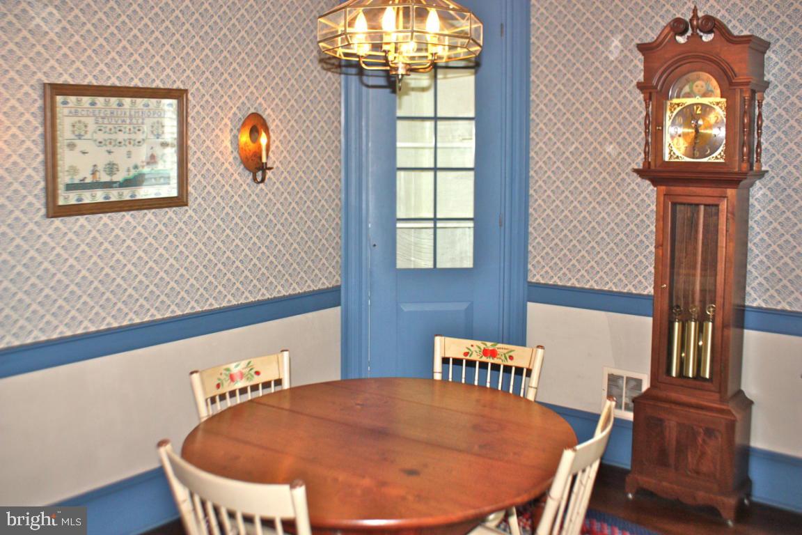 209 Front Street Lititz, PA 17543 - Photo 19 of 31