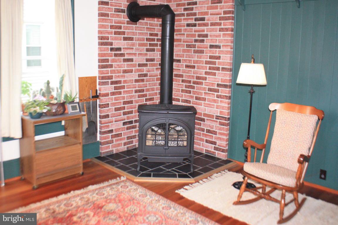 209 Front Street Lititz, PA 17543 - Photo 3 of 31