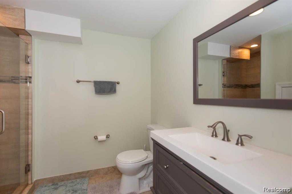 41578 Mitchell Road Novi, MI 48377 - Photo 41 of 46 41.jpg