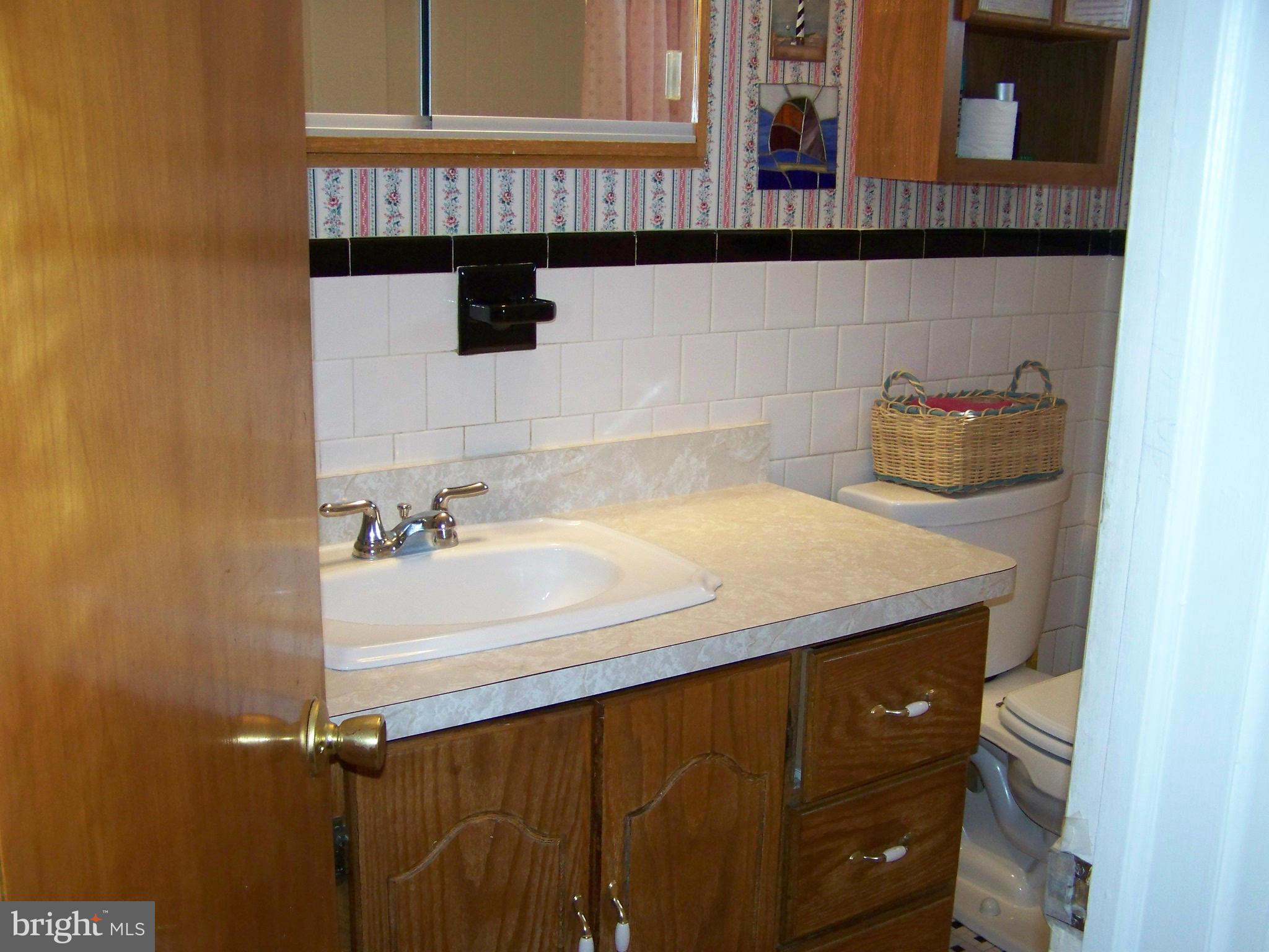 6225 Golden Ring Road Rosedale, MD 21237 - Photo 13 of 17 Full bath on main