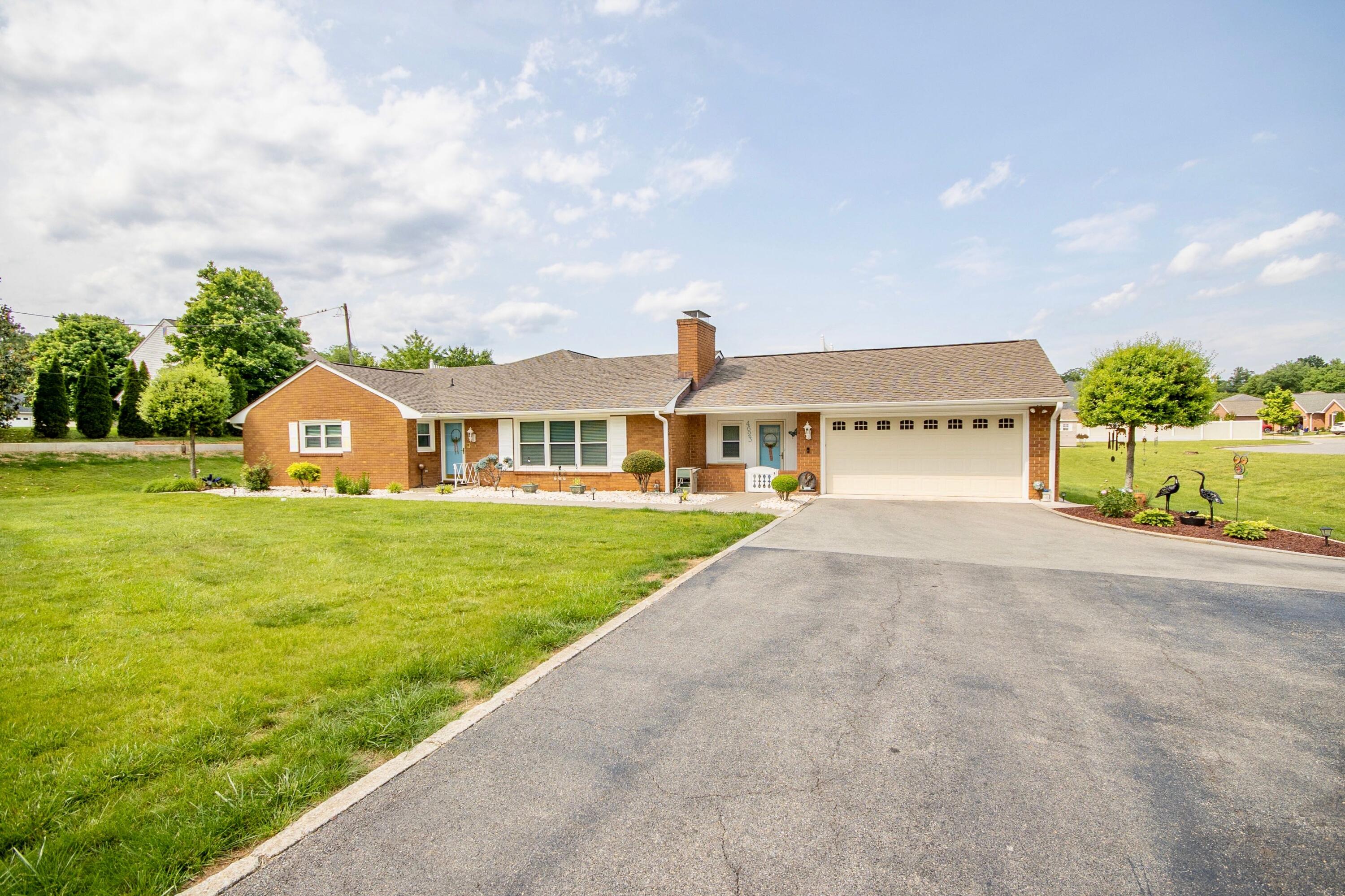 4623 Cove Road Roanoke, VA 24017 - Photo 1 of 45 Cove - 3