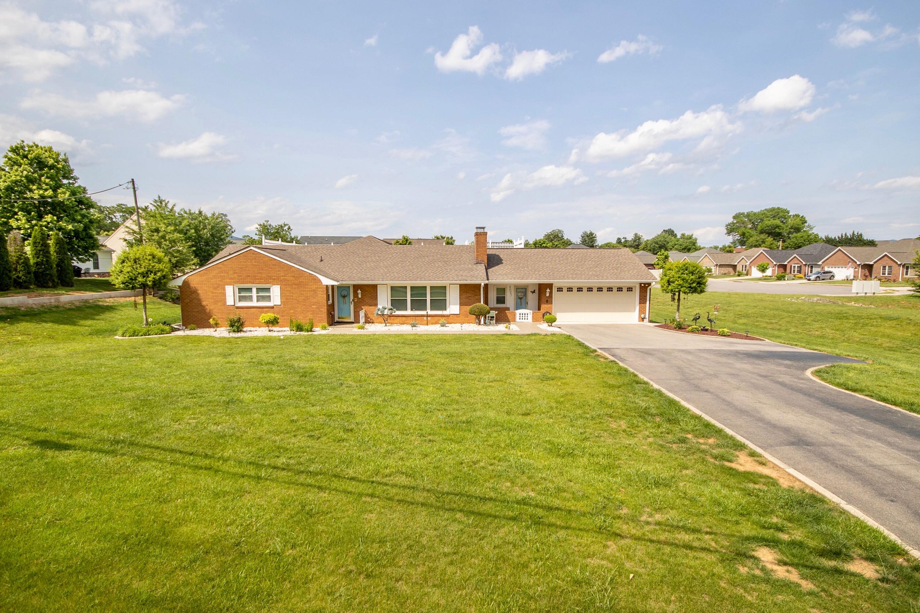 4623 Cove Road Roanoke, VA 24017 - Photo 5 of 45 Cove - 1