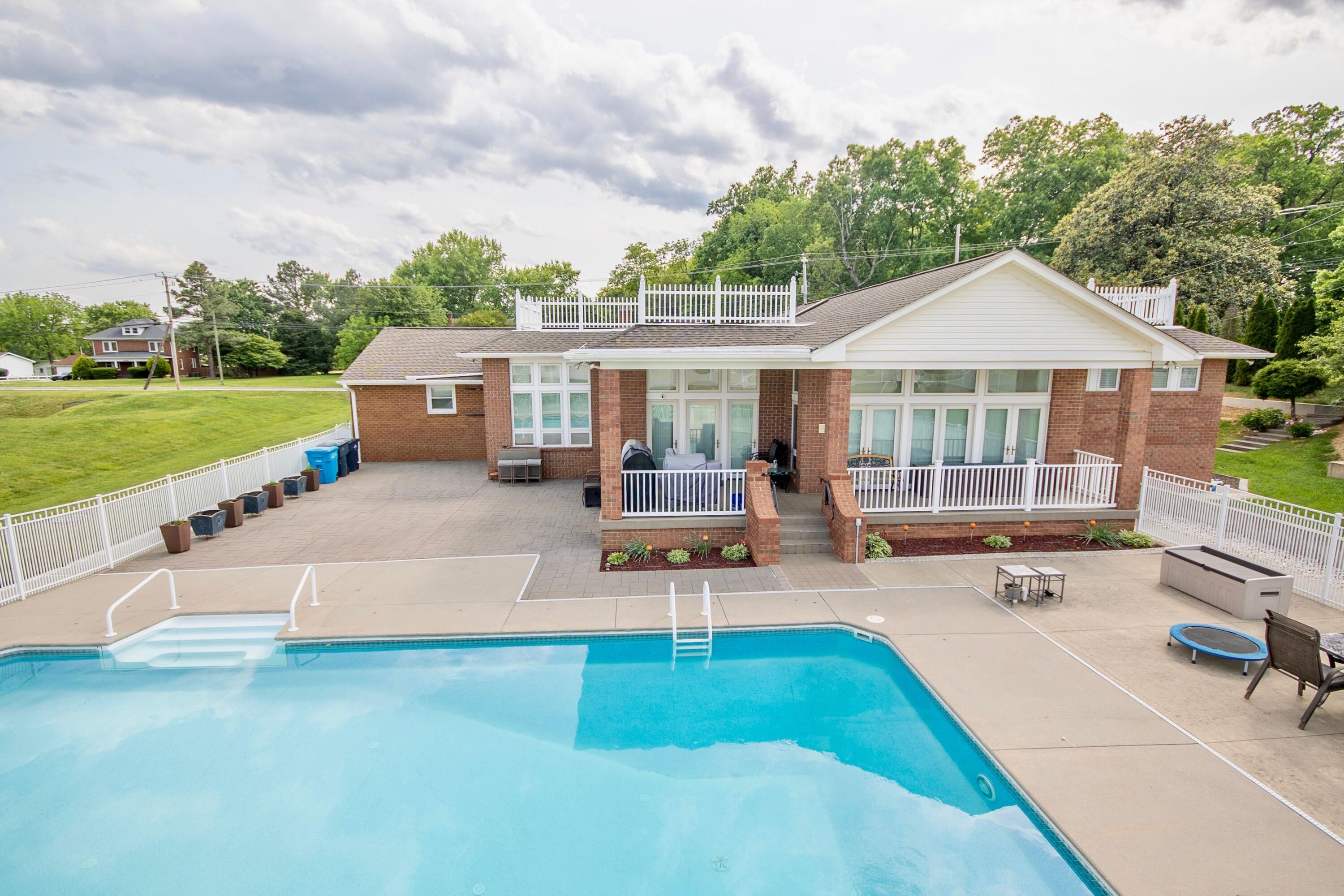 4623 Cove Road Roanoke, VA 24017 - Photo 6 of 45 Cove - 5