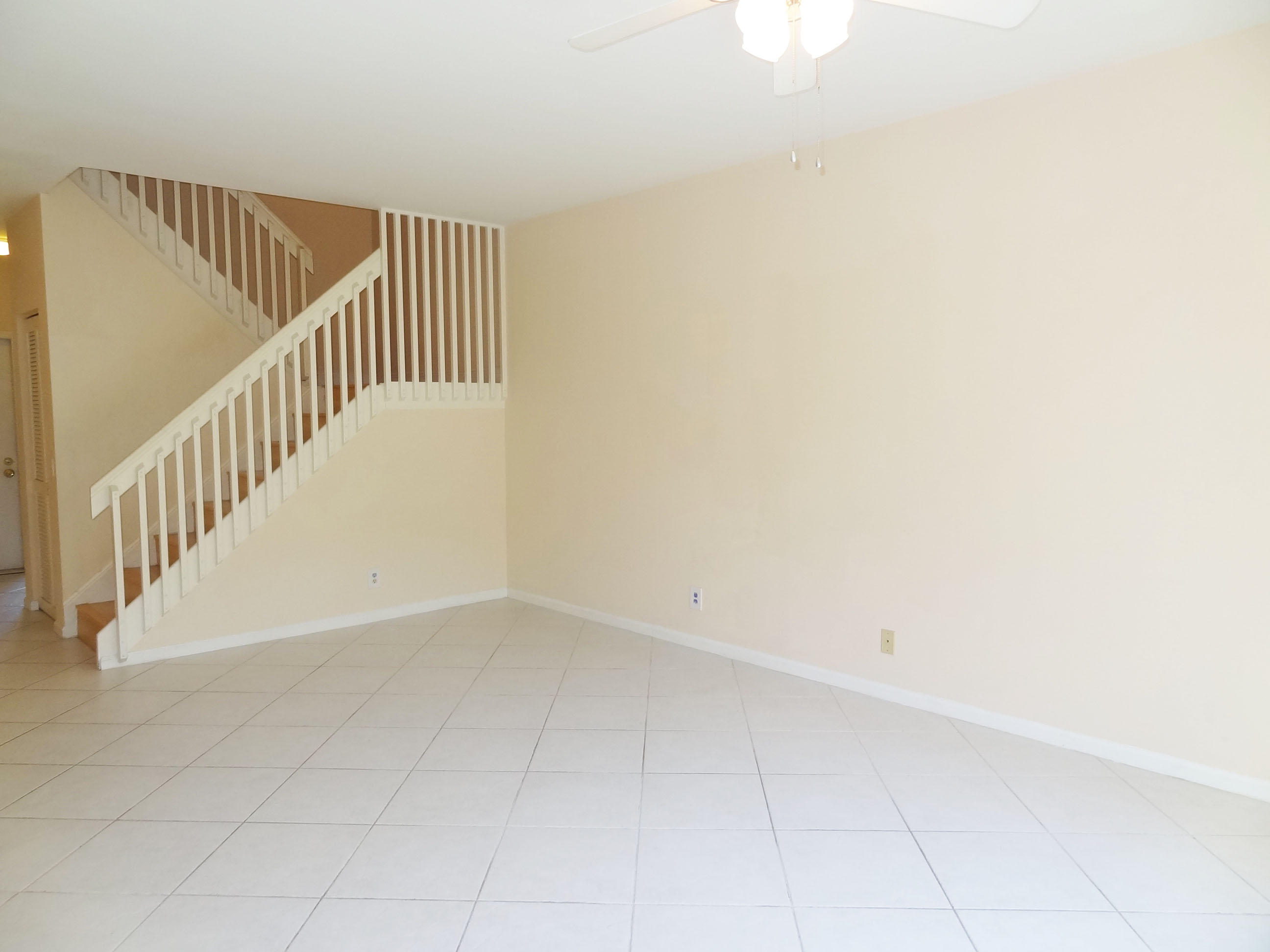 6704 Via Regina Boca Raton, FL 33433 - Photo 11 of 20 FAMILY ROOM