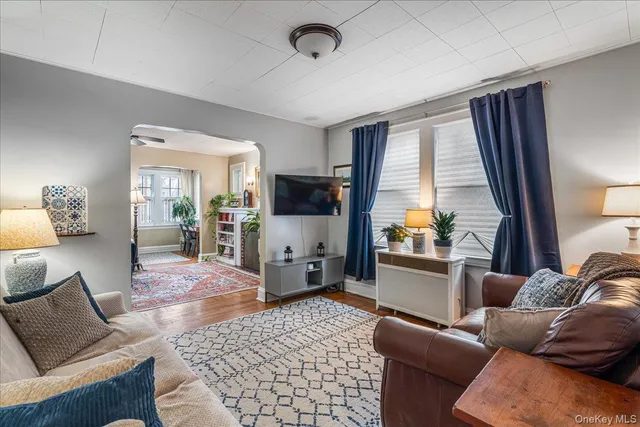 $808,000 | 92-14 221st Street | Queens Village