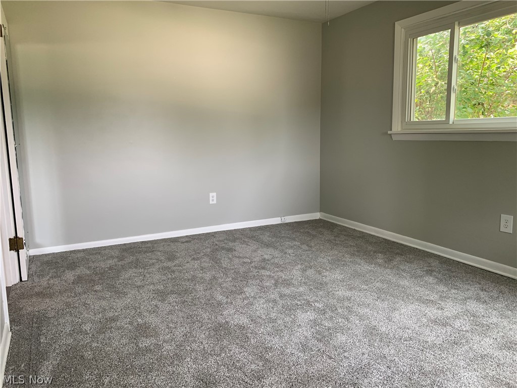 7595 Hopkins Road Mentor, OH 44060 - Photo 16 of 30 Bedroom