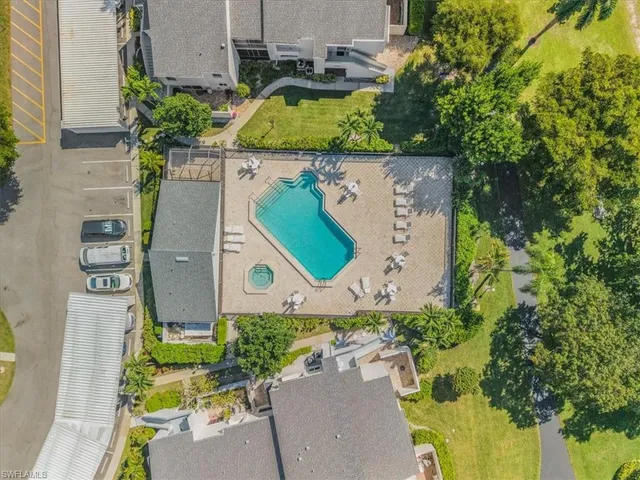 $279,000 | 3080 Kings Lake Boulevard, Unit 7572, Naples, FL 34112