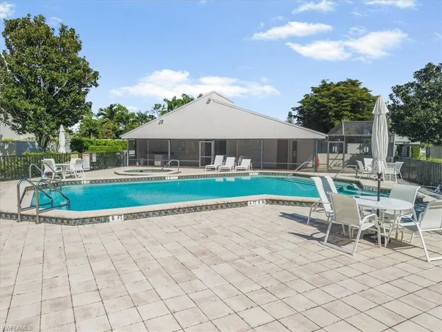 $279,000 | 3080 Kings Lake Boulevard, Unit 7572, Naples, FL 34112