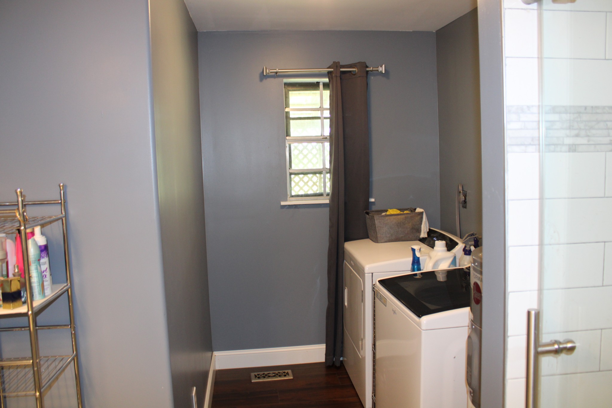 25677 Bethel Road Elkmont, AL 35620 - Photo 15 of 28 a room with a sink a bed and a window