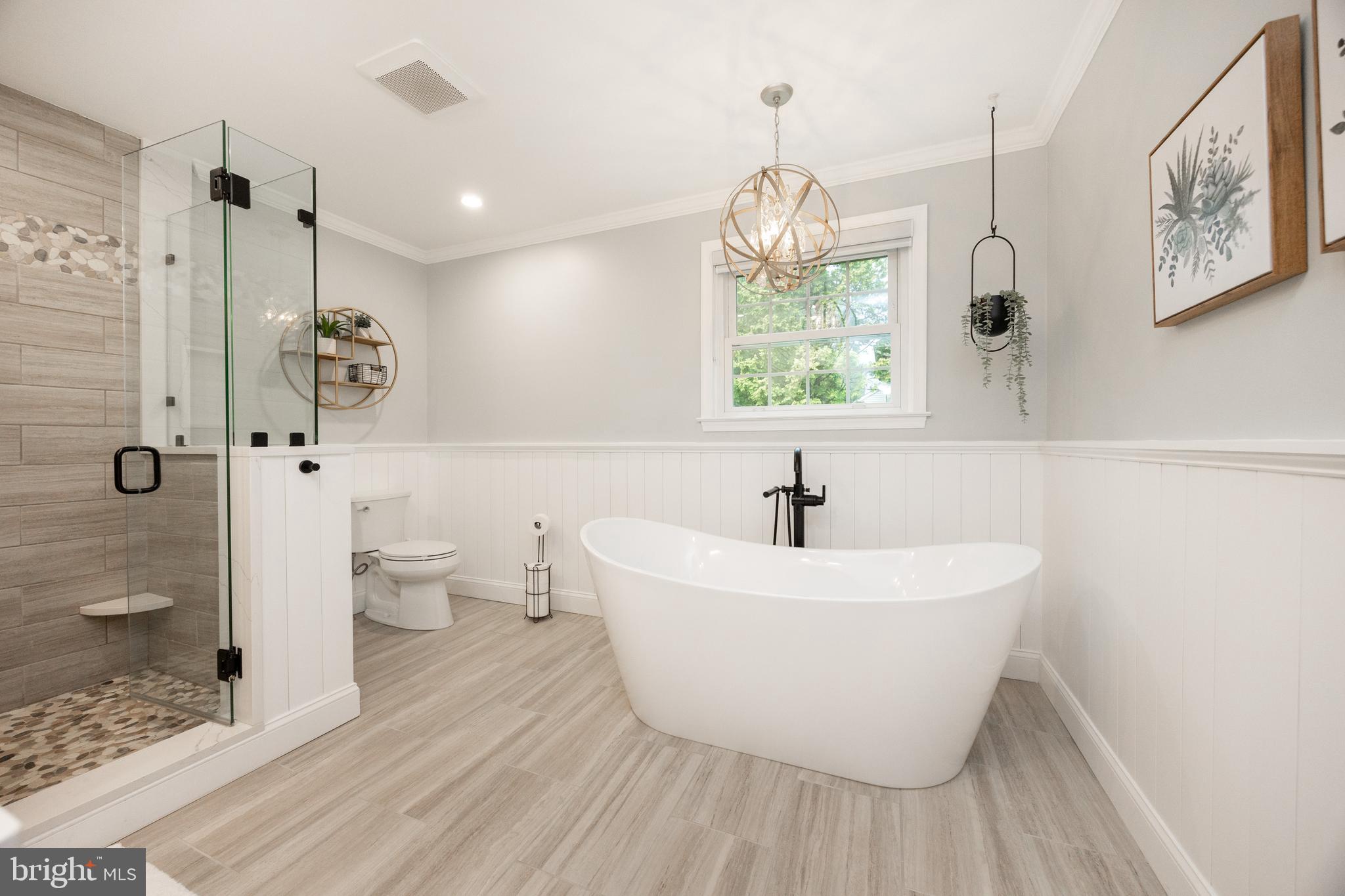 211 Ravenwood Road Exton, PA 19341 - Photo 18 of 44 Shower Thick Glass & custom tiled w/ Soaking Tub