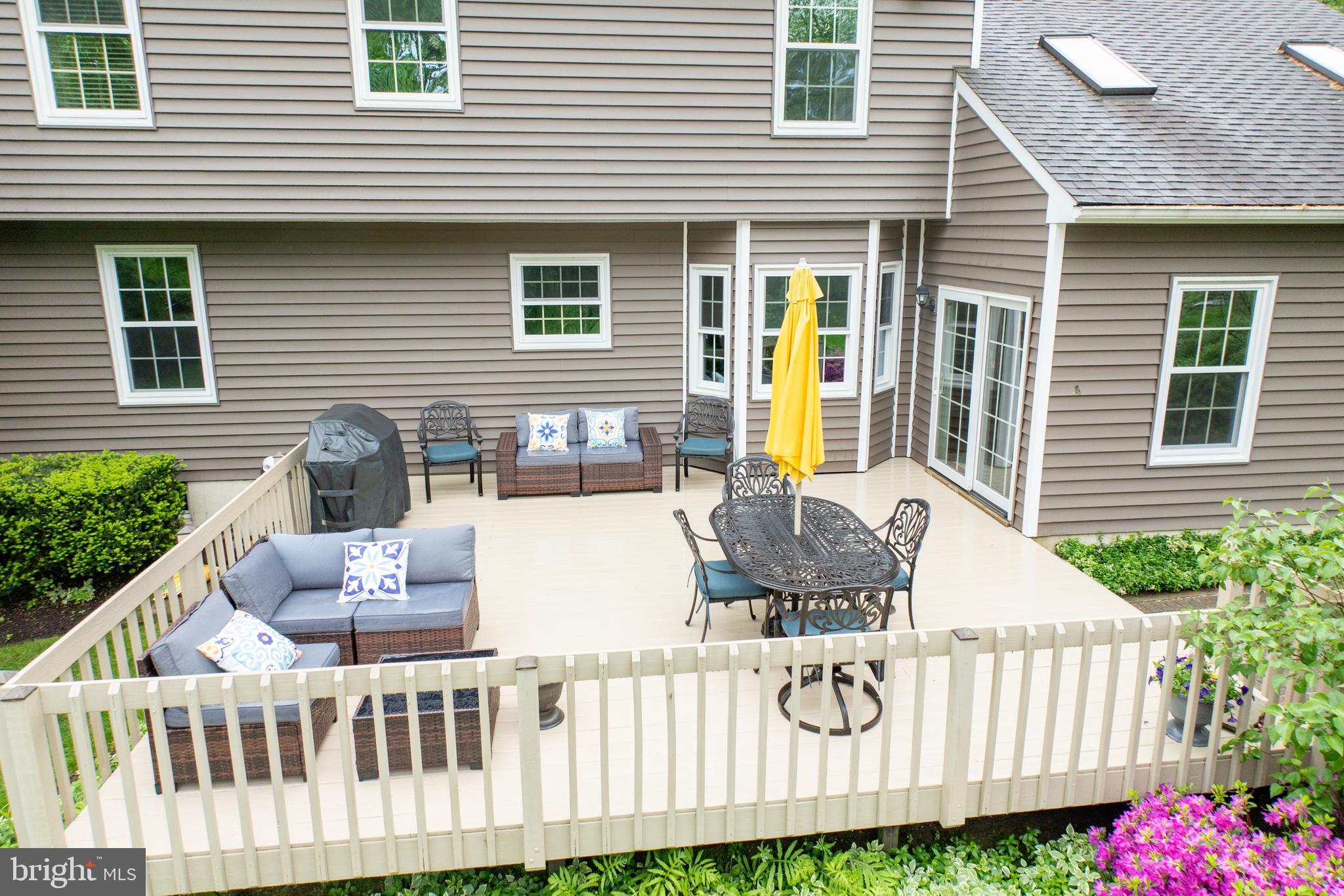 211 Ravenwood Road Exton, PA 19341 - Photo 23 of 44 Relax w/ friends or enjoy privacy-freshly stained