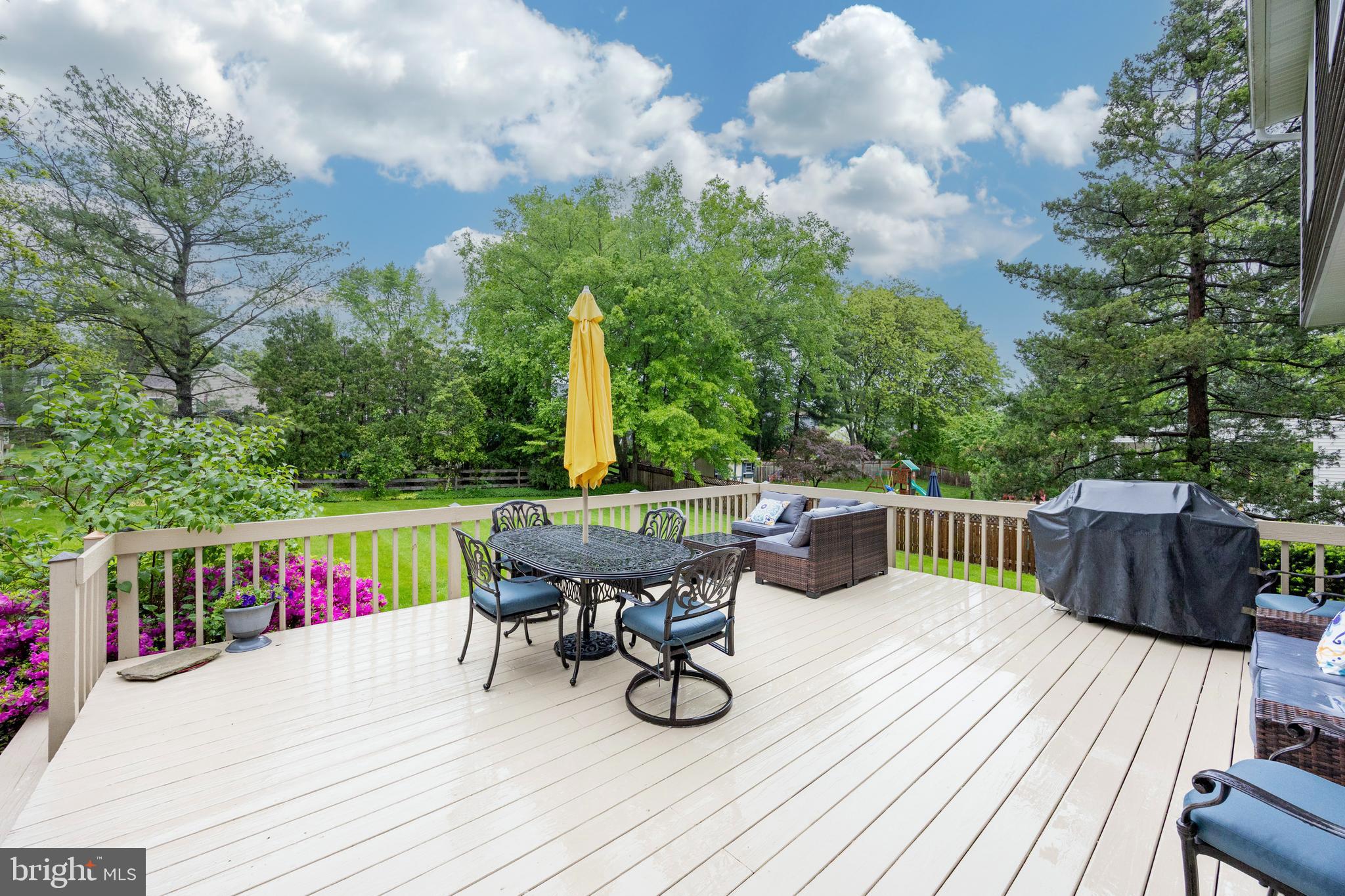 211 Ravenwood Road Exton, PA 19341 - Photo 24 of 44 Pleasurable Entertaining & Barbequing w/ Guests