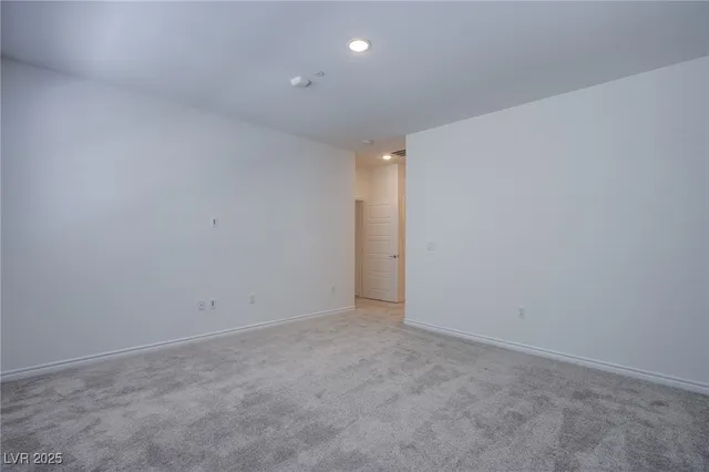 $2,200 | 2555 Hampton Road, Unit 11201, Henderson, NV 89052
