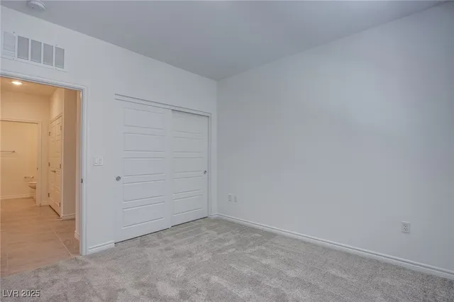 $2,200 | 2555 Hampton Road, Unit 11201, Henderson, NV 89052