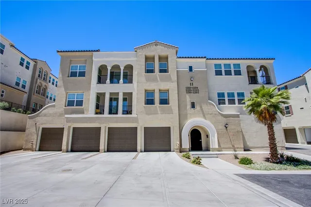 $2,200 | 2555 Hampton Road, Unit 11201, Henderson, NV 89052