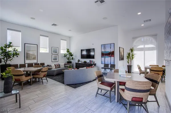 $2,200 | 2555 Hampton Road, Unit 11201, Henderson, NV 89052