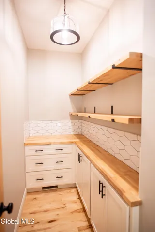 $699,977 | 101 Sand Hill Road, Greenfield, NY 12833