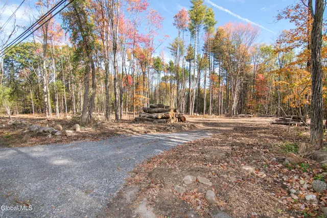 $699,977 | 101 Sand Hill Road, Greenfield, NY 12833