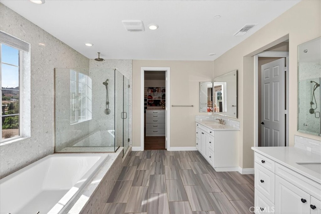 16069 Ranchview Court Riverside, CA 92504 - Photo 36 of 74 Primary Bathroom