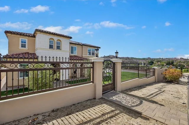 $2,399,000 | 16069 Ranchview Court, Riverside, CA 92504