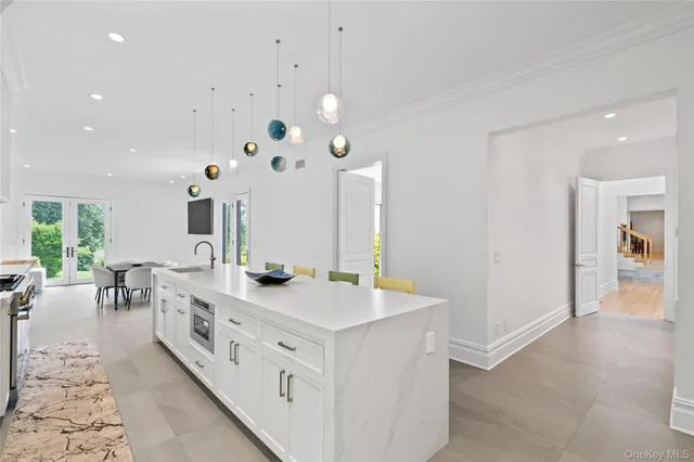 $3,999,998 | 204 Centre Island Road, Oyster Bay, NY 11771