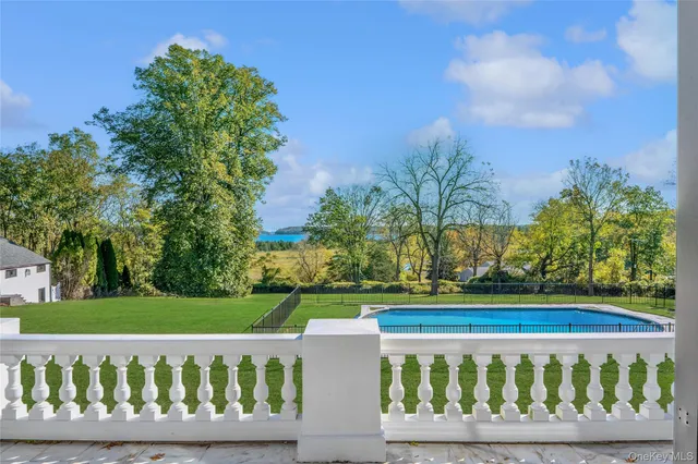 $3,999,998 | 204 Centre Island Road, Oyster Bay, NY 11771