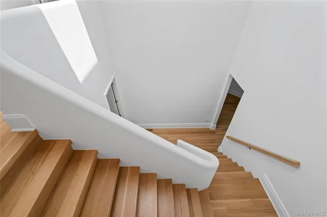 $3,999,998 | 204 Centre Island Road, Oyster Bay, NY 11771