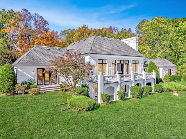 $3,999,998 | 204 Centre Island Road, Oyster Bay, NY 11771