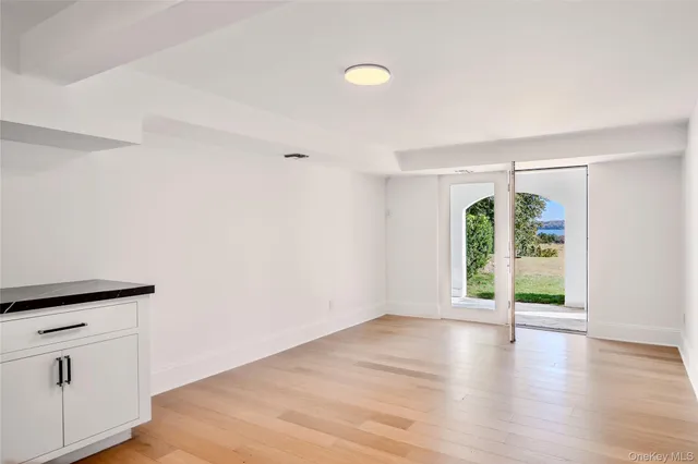 $3,999,998 | 204 Centre Island Road, Oyster Bay, NY 11771