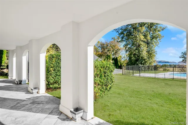 $3,999,998 | 204 Centre Island Road, Oyster Bay, NY 11771