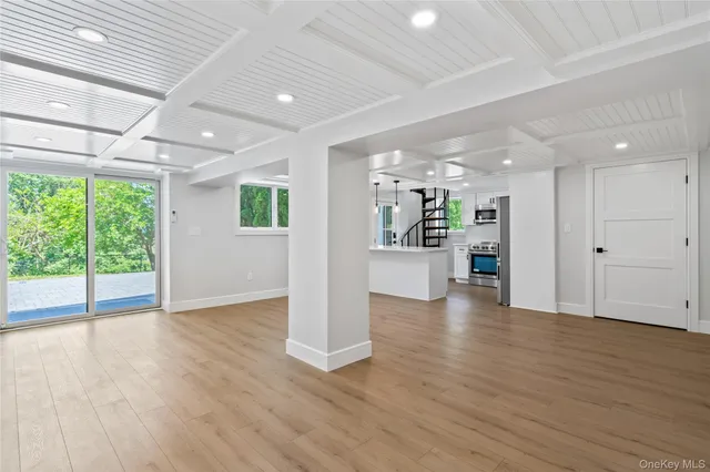 $3,999,998 | 204 Centre Island Road, Oyster Bay, NY 11771