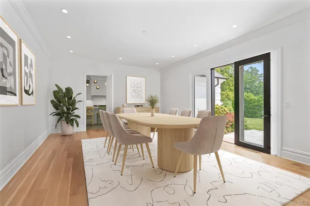 $3,999,998 | 204 Centre Island Road, Oyster Bay, NY 11771