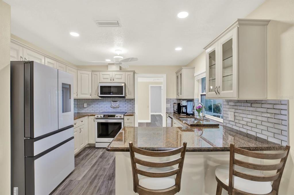 9806 Didrikson Drive New Port Richey, FL 34655 - Photo 11 of 36