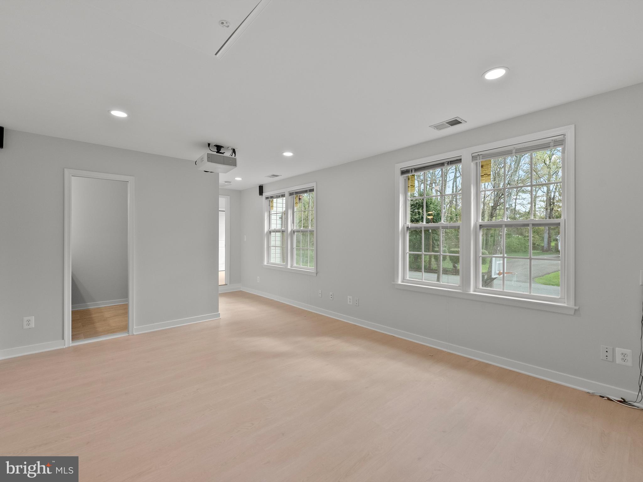 2852 Cedarest Road Fairfax, VA 22031 - Photo 25 of 40
