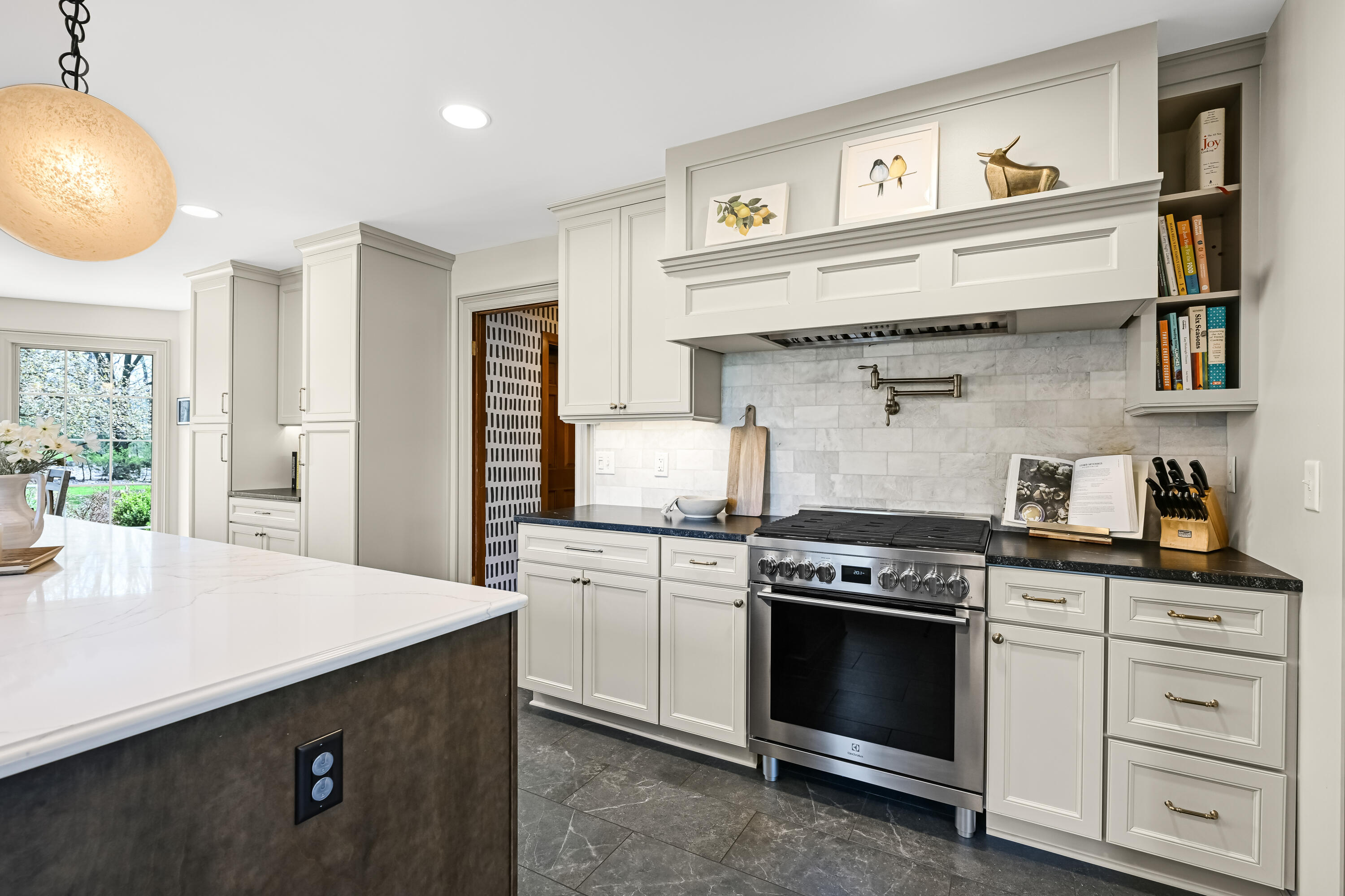 15025 Westover Road Elm Grove, WI 53122 - Photo 15 of 51 DSC_2 (11)