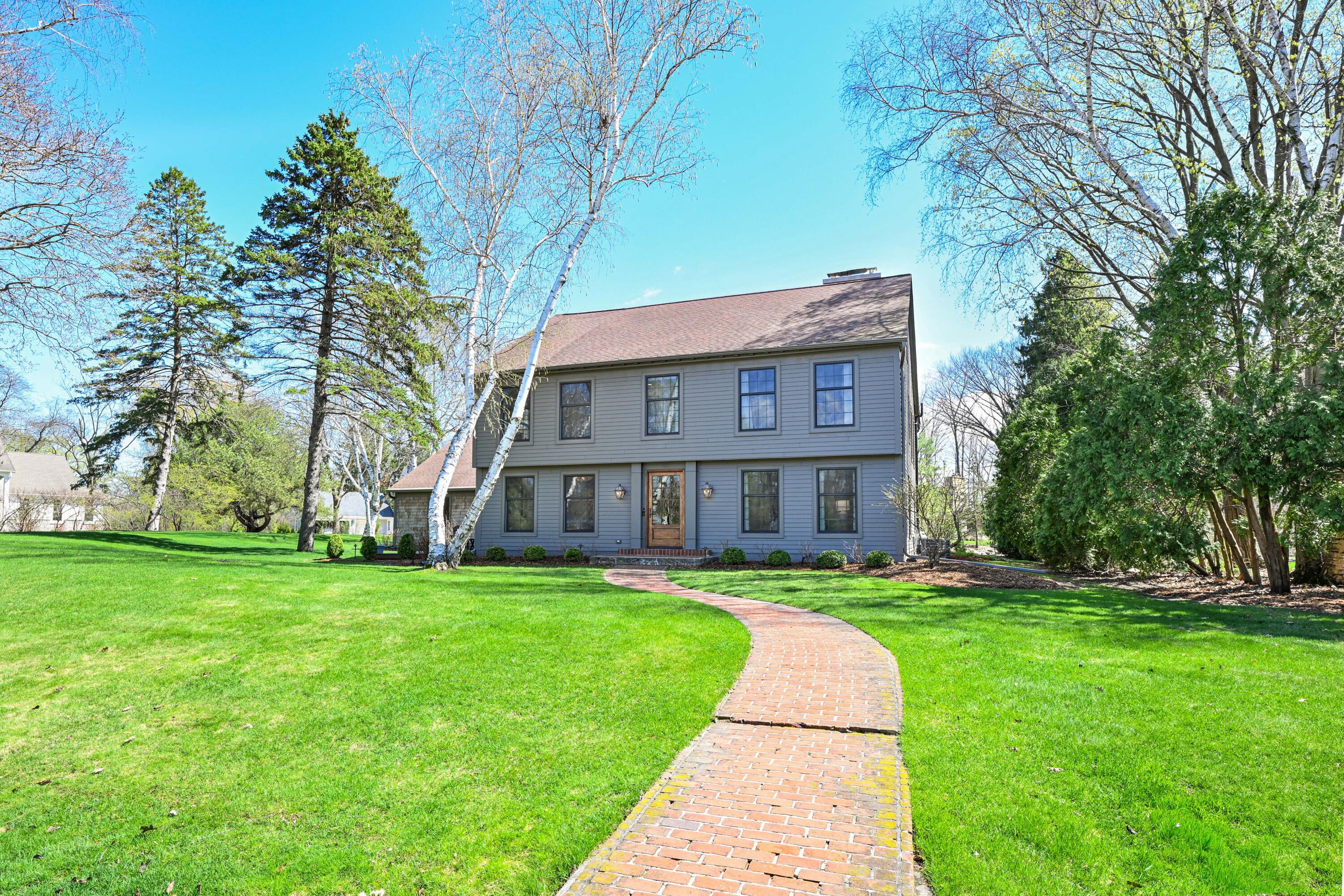 15025 Westover Road Elm Grove, WI 53122 - Photo 3 of 51 DSC_1 (1)