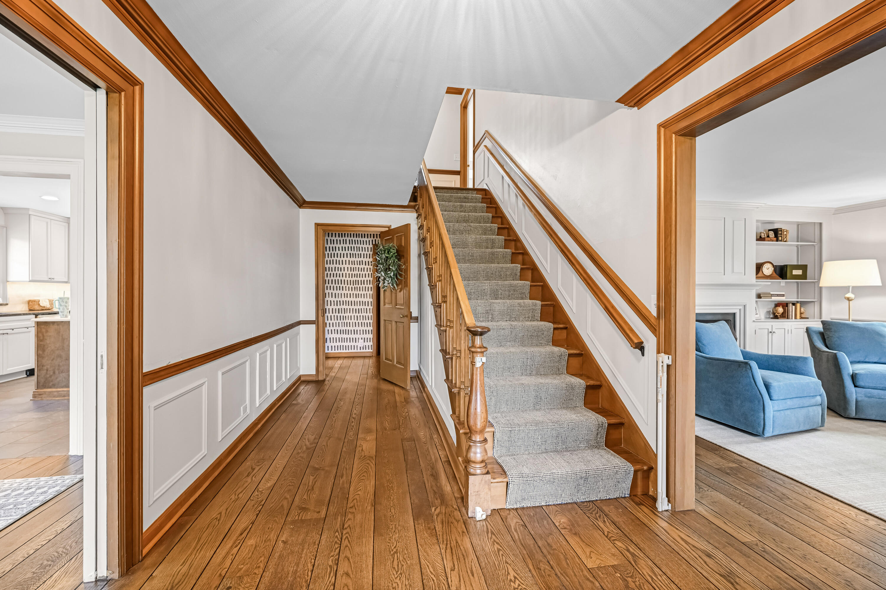 15025 Westover Road Elm Grove, WI 53122 - Photo 6 of 51 DSC_2 (2)