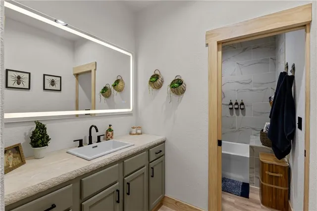 $399,000 | 130 Fascination Lane, Linn Valley, KS 66040