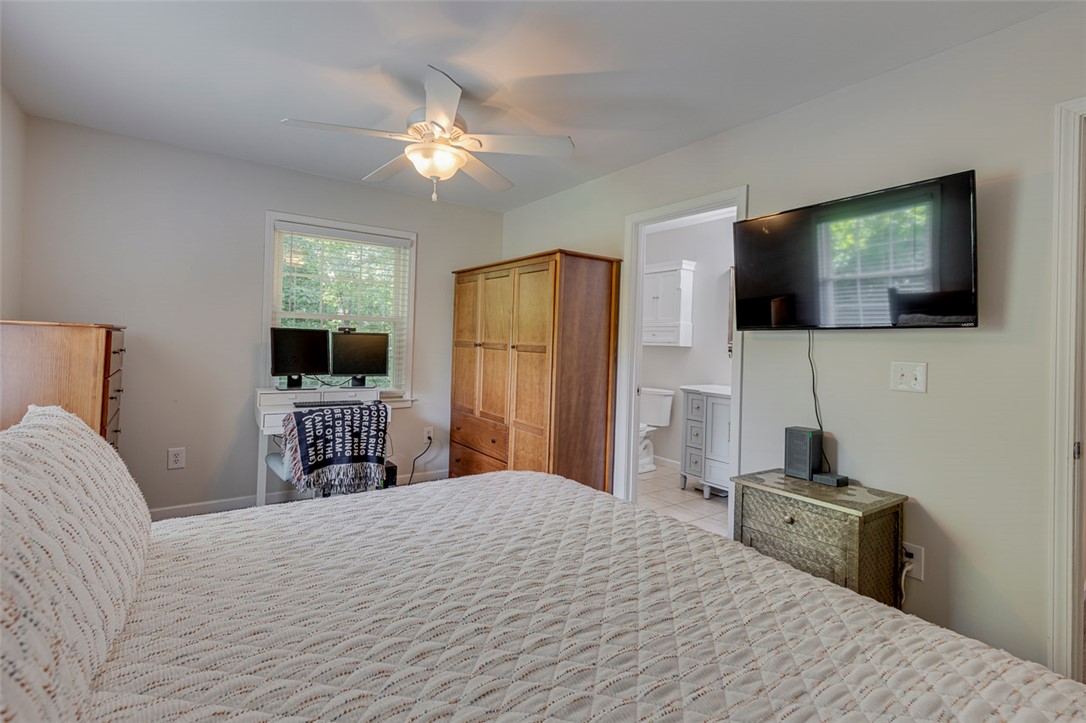 4030 Creekside Drive Seneca, SC 29672 - Photo 15 of 35