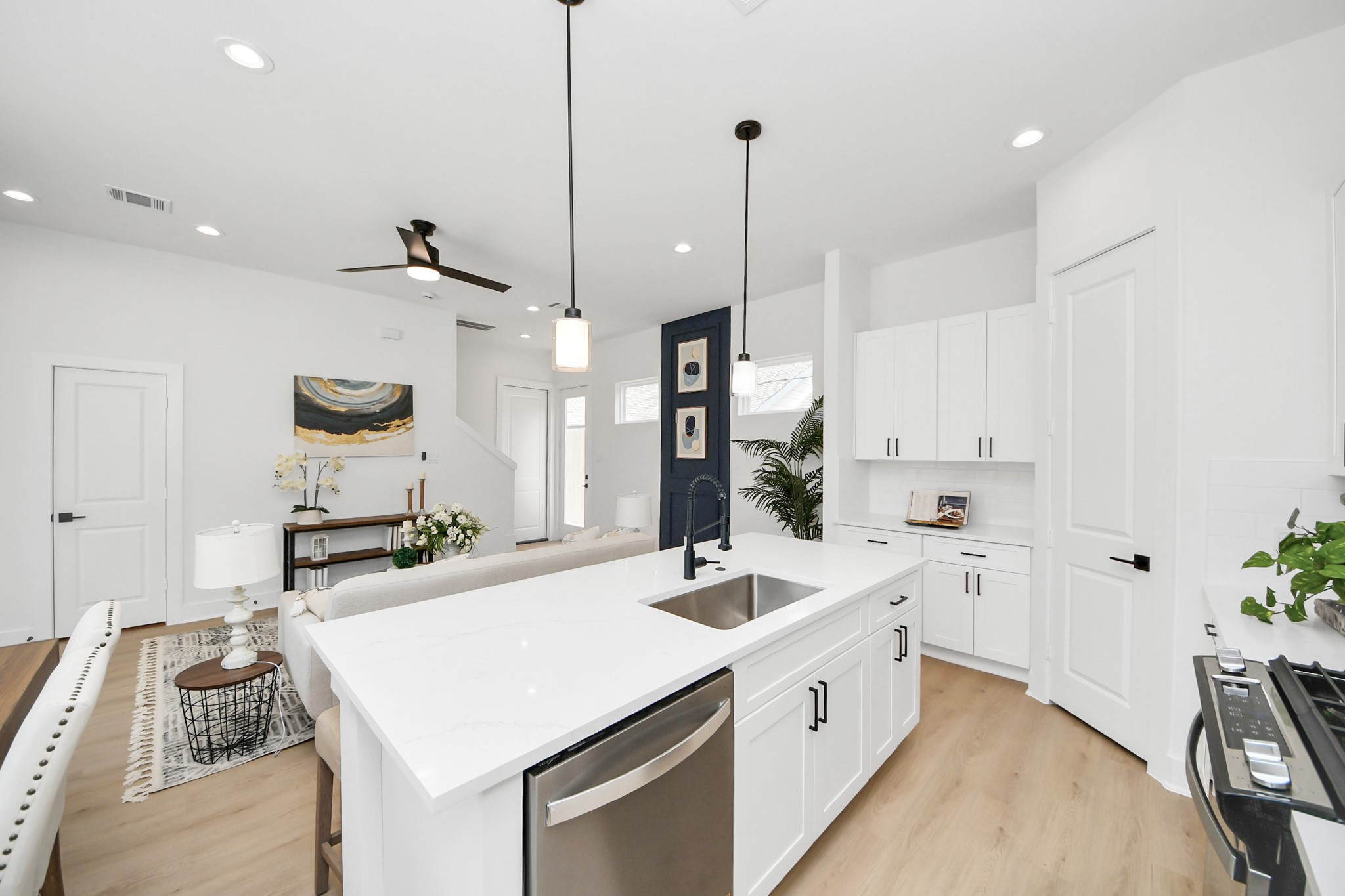 860 Rachel Street, Unit D Houston, TX 77091 - Photo 11 of 47