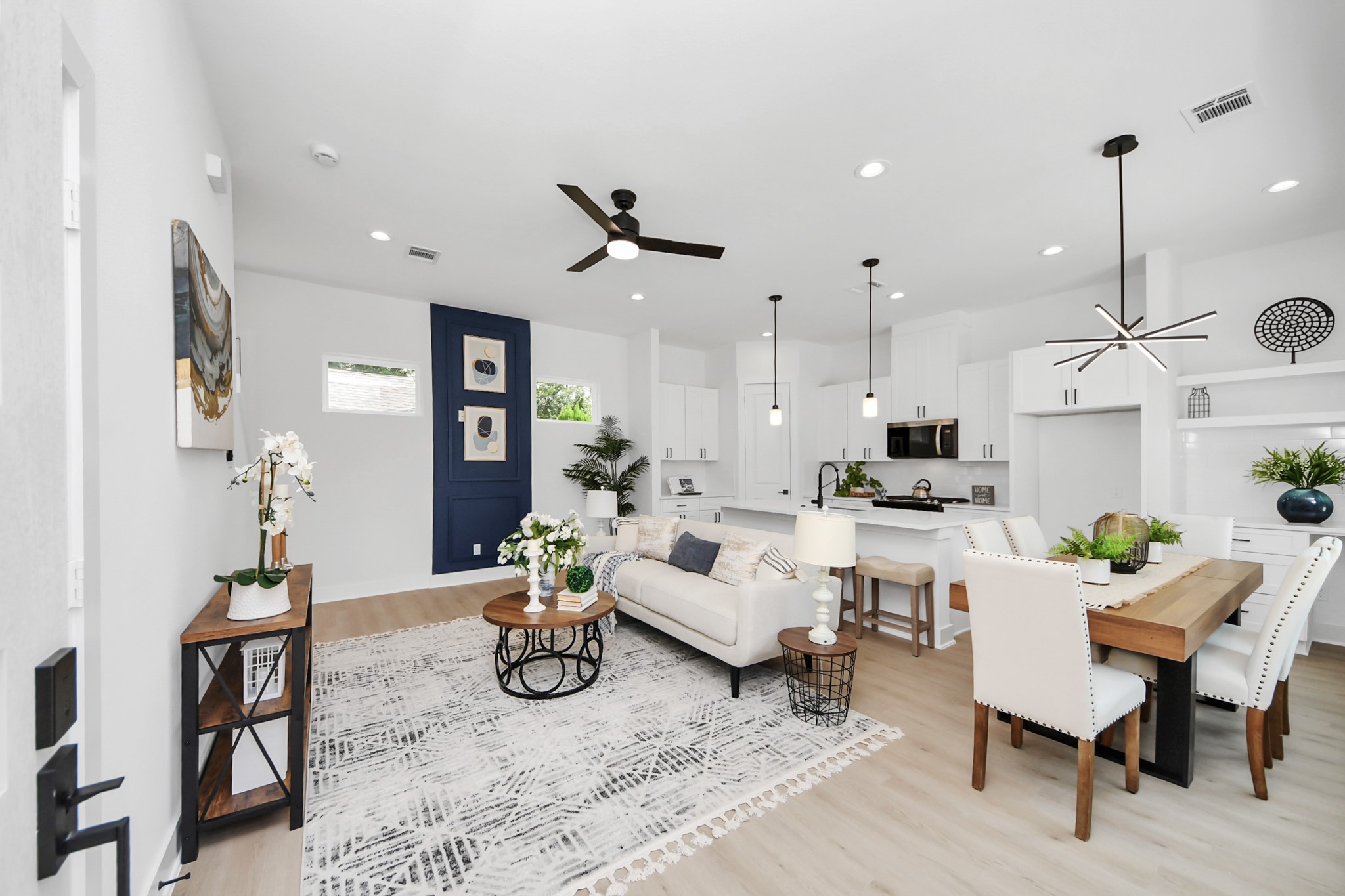 860 Rachel Street, Unit D Houston, TX 77091 - Photo 3 of 47